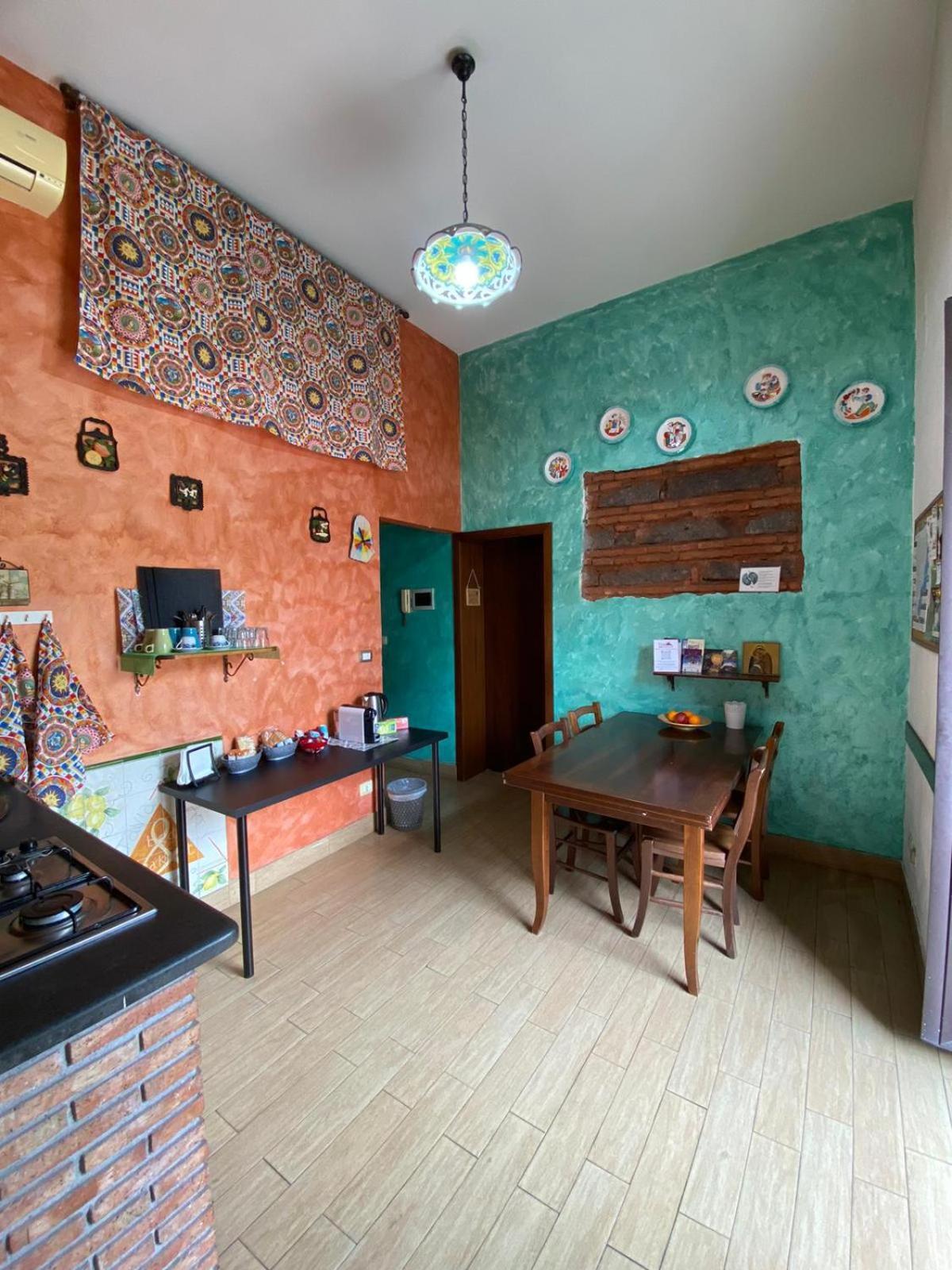 Center Appartaments Guest house *